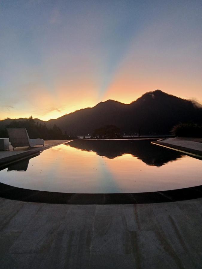 The Breezy Volcano กินตามานี ภายนอก รูปภาพ